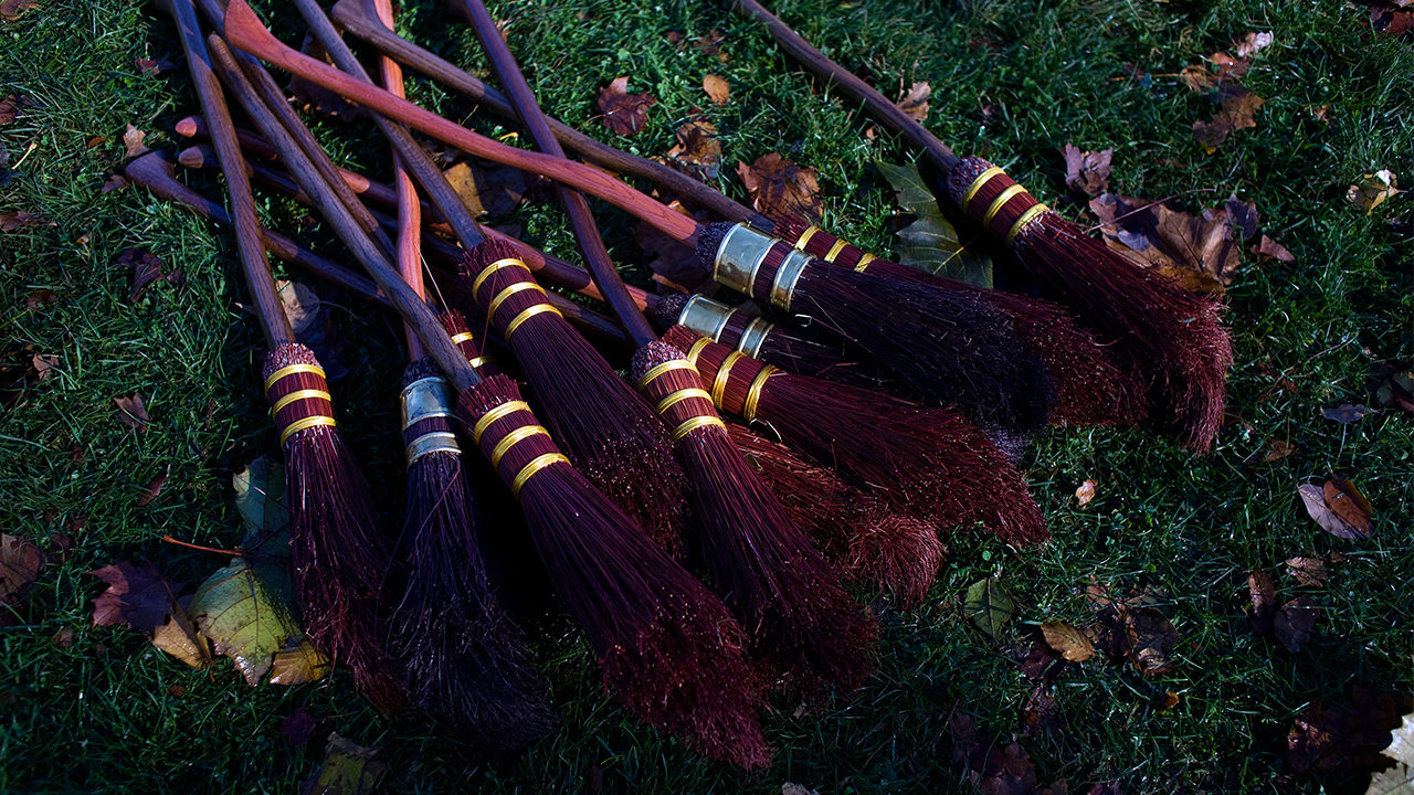 quidditchbrooms11917_9925362_ver1.0_1280_720.jpg