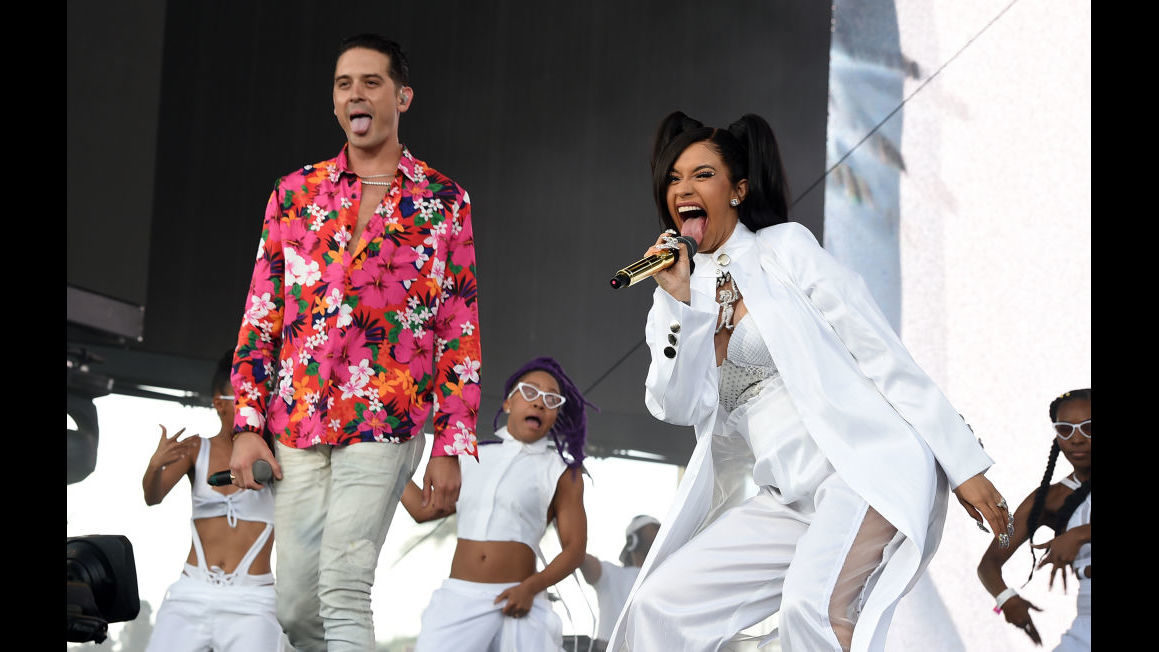 Photos Cardi B Performs At Coachella Photos Cardi B Performs At Coachella