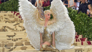 Photos: Katy Perry gets angelic at the 2018 Met Gala
